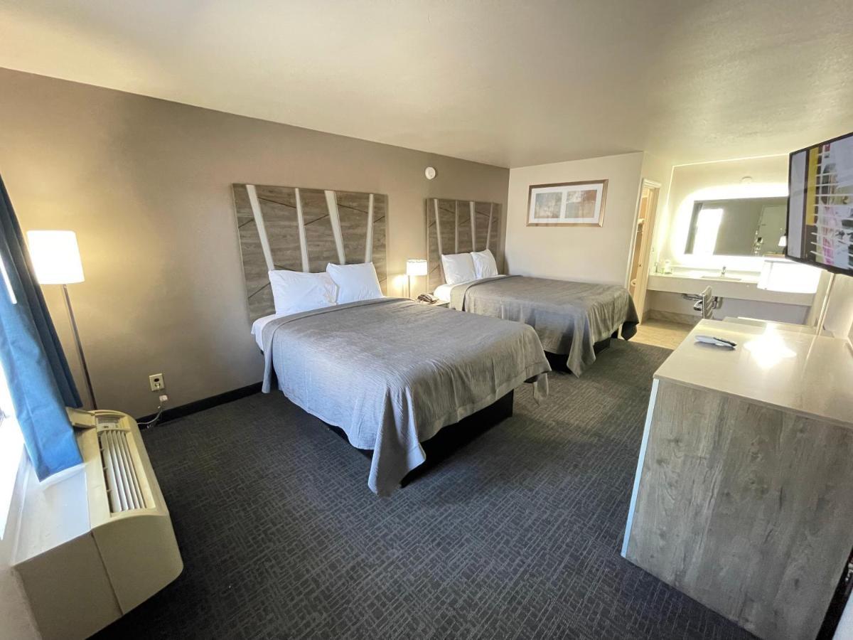 Excellent Inn & Suites 나체스 외부 사진